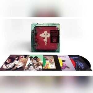 MOTLEY CRUE(35th Anniversary 7" Single Boxset) [RSD Black Friday 2024] unopened